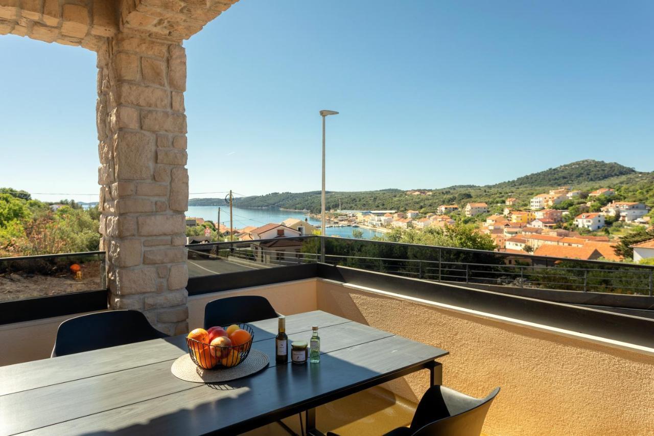 Teona Luxury Apartment With Jacuzzi And Terrace Sea View Sali Exterior foto